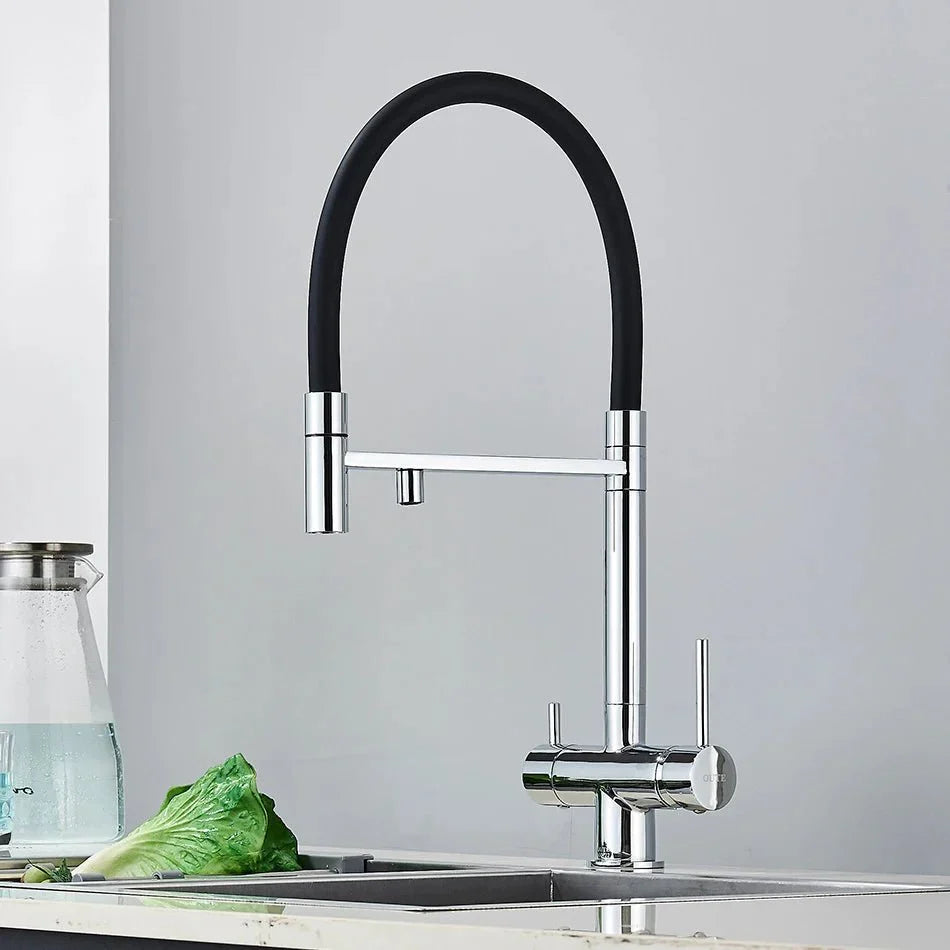 Kitchen faucet with single lever for temperature control