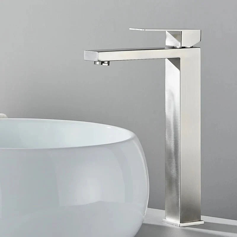 Stainless steel tap, compatible with hot and cold water