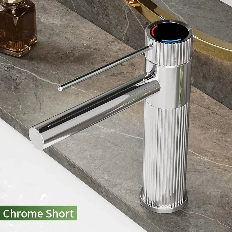 Modern tap with smooth spray, suitable for washbasins