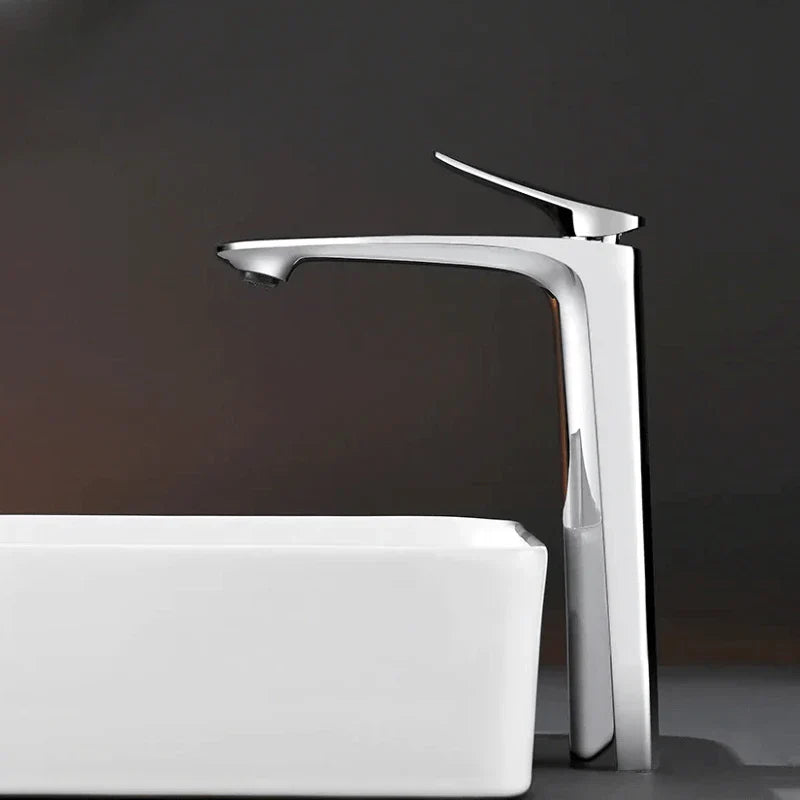 High chrome-plated brass tap, polished finish