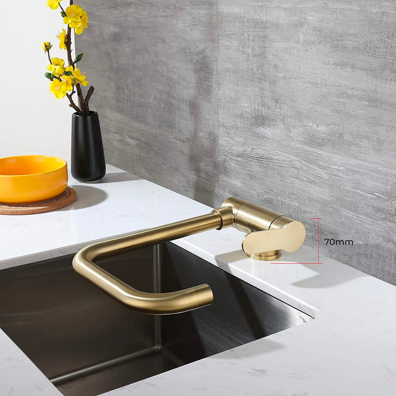 A Foldable Gold Sink Faucet Image