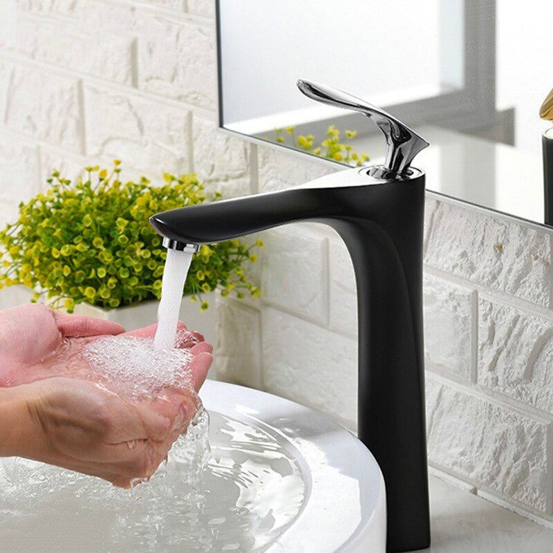 A Vessel Sink Faucet for Your Bathroom Image