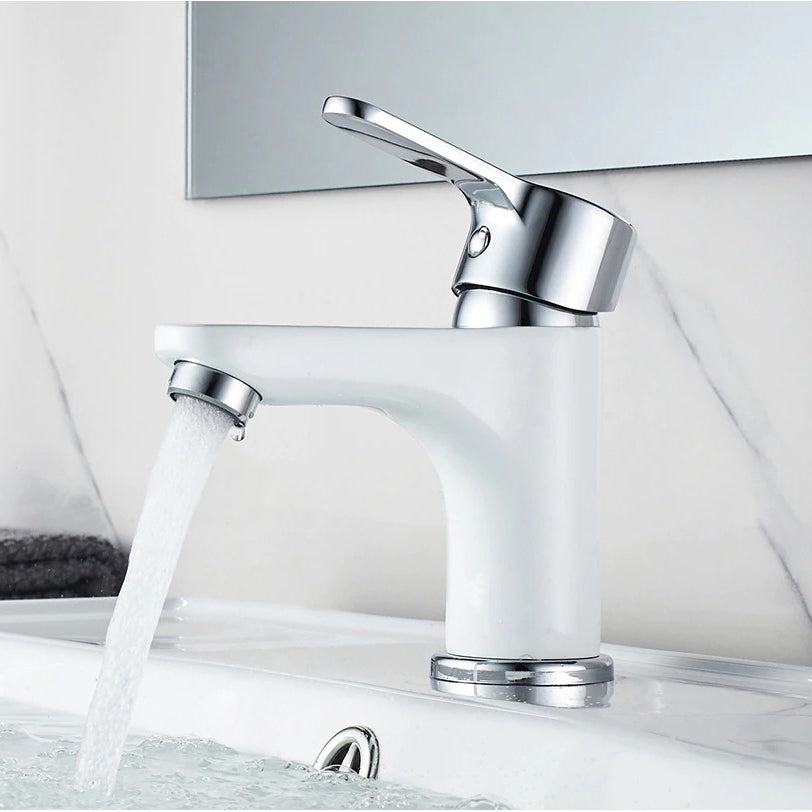 A Single-Handle Bathroom Sink Faucet Image