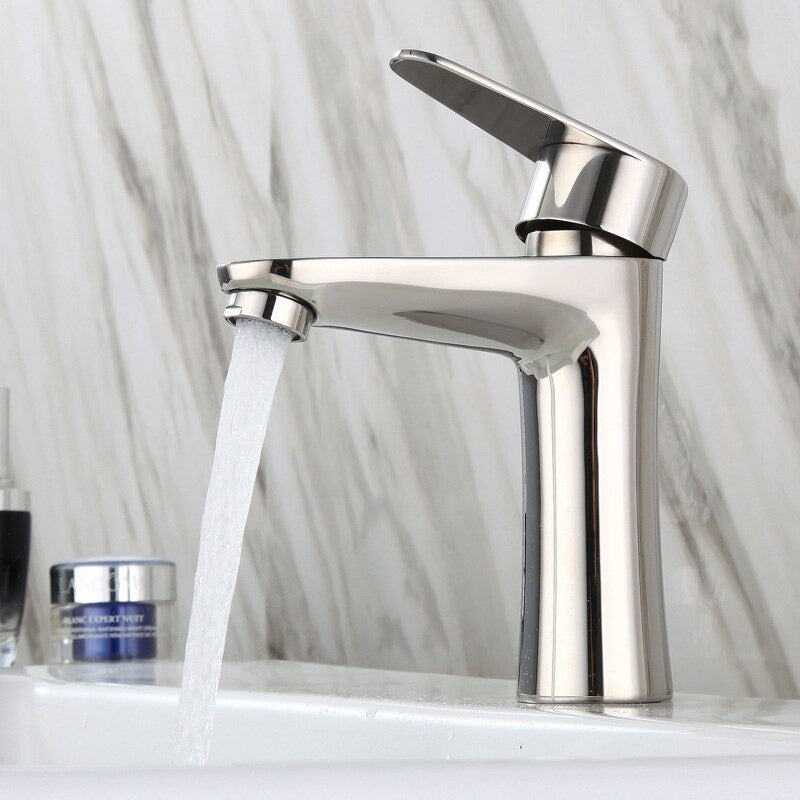 A Single-Handle Bathroom Sink Faucet Image